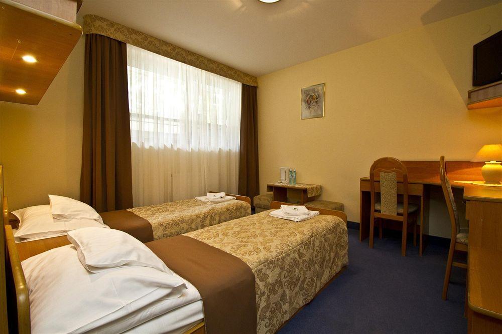 Fian - Noclegi I Konferencje W Centrum Zakopane Bagian luar foto