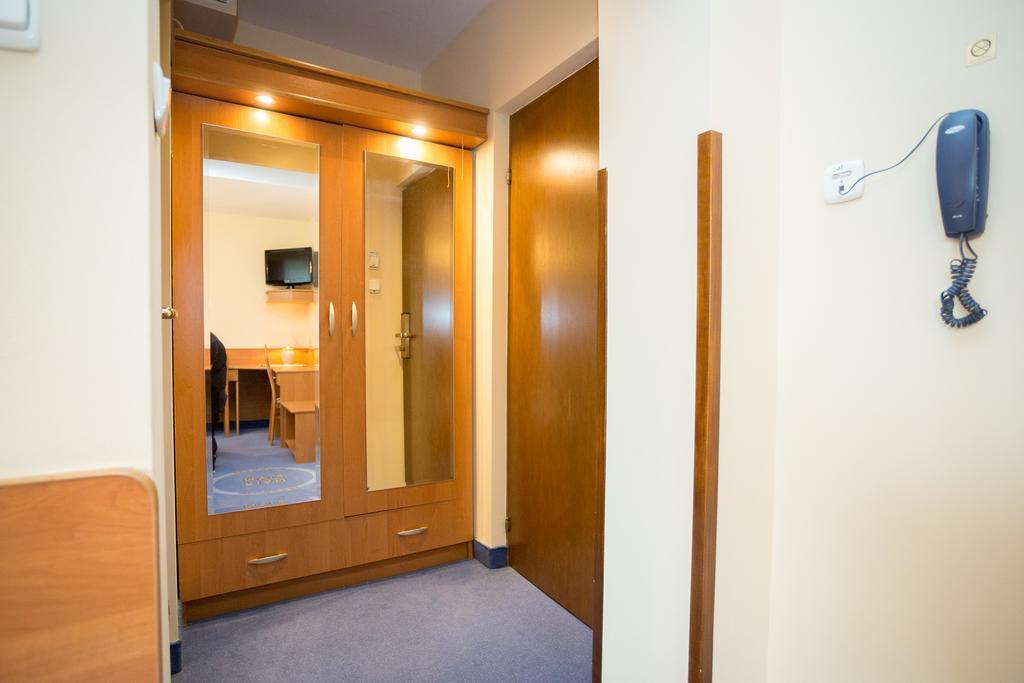 Fian - Noclegi I Konferencje W Centrum Zakopane Bagian luar foto